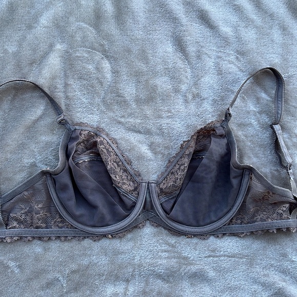 Wacoal Embrace Lace Underwire Bra 65191, Size 34DD - Picture 13 of 14